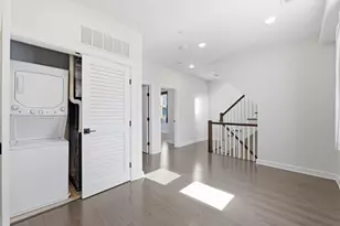 974 Summit Ave, Jersey City, NJ 07307 - Photo 9