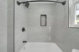 811 Montgomery St, Jersey City, NJ 07306 - Photo 11