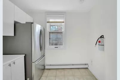 811 Montgomery St #2L, Jersey City, NJ 07306 - Photo 5