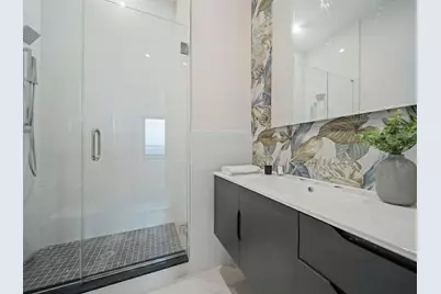 31 Graham St #2, Jersey City, NJ 07307 - Photo 15