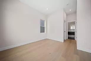 31 Graham St, Jersey City, NJ 07307 - Photo 11