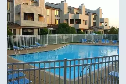 700 Mainsail Lane #700, Secaucus, NJ 07094 - Photo 17