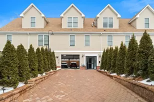 16 Troy St, Jersey City, NJ 07307 - Photo 15