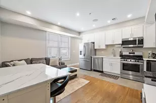 16 Troy St, Jersey City, NJ 07307 - Photo 3