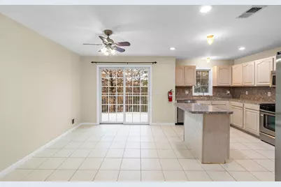 12 Liberty Ct, Secaucus, NJ 07094 - Photo 9