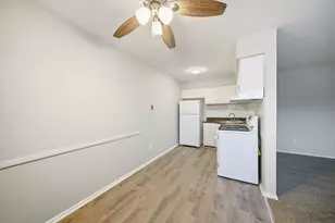 1 Dahnerts Park Ln, Garfield, NJ 07026 - Photo 9