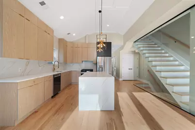 32 Zabriskie St #2, Jersey City, NJ 07307 - Photo 7