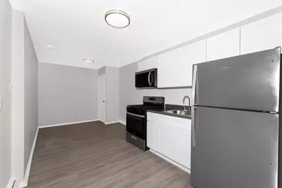 423 Avenue C #101, Bayonne, NJ 07002 - Photo 3