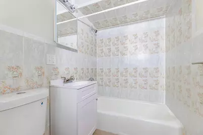 423 Avenue C #302, Bayonne, NJ 07002 - Photo 9