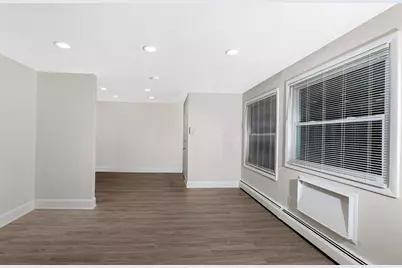 423 Avenue C #302, Bayonne, NJ 07002 - Photo 7