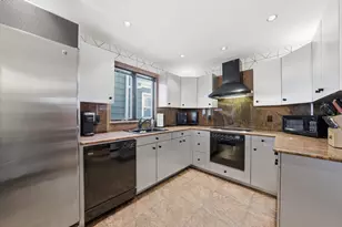 141 Kennedy Blvd, Bayonne, NJ 07002 - Photo 11