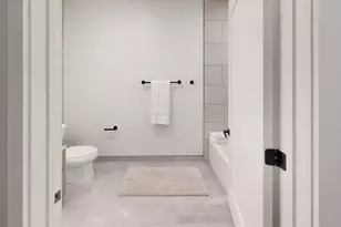 337 Johnston Ave, Jersey City, NJ 07304 - Photo 5