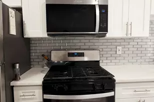 154 Bowers St, Jersey City, NJ 07307 - Photo 5