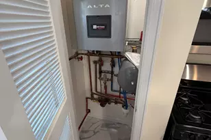 8517 4th Ave, North Bergen, NJ 07047 - Photo 9