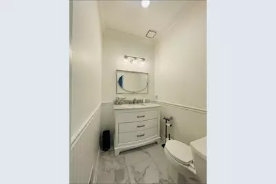 43 Locust Ave, Jersey City, NJ 07305 - Photo 21