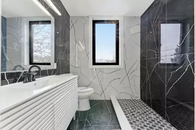 703 3rd St, Secaucus, NJ 07094 - Photo 19