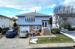 1033 Park Dr, Secaucus, NJ 07094 - Photo 1