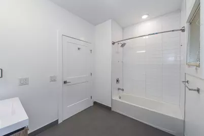 7505 Park Ave #301, North Bergen, NJ 07047 - Photo 11