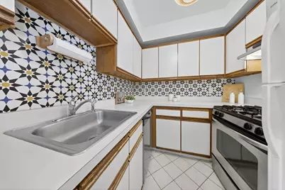 723 Washington St #5, Hoboken, NJ 07030 - Photo 9