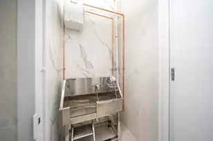 211 Baldwin Ave, Jersey City, NJ 07306 - Photo 31