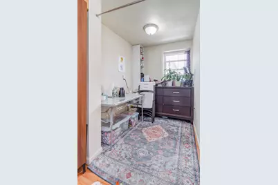 77 Wallis Ave, Jersey City, NJ 07306 - Photo 9