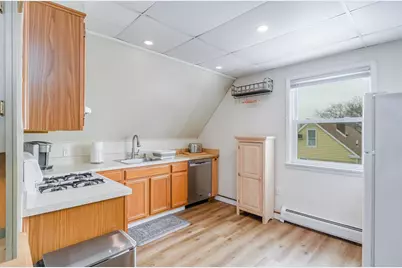 28 West 37th St #3, Bayonne, NJ 07002 - Photo 3