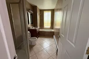 23 Vroom St, Jersey City, NJ 07306 - Photo 9