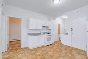 121 W 19th St, Bayonne, NJ 07002 - Photo 3