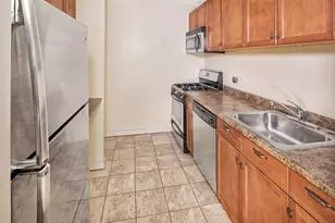 7002 Blvd E, Guttenberg, NJ 07093 - Photo 5