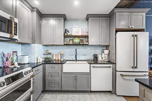 110 Shearwater Ct E, Jersey City, NJ 07305 - Photo 7