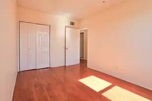 37 Harmon St, Jersey City, NJ 07304 - Photo 21