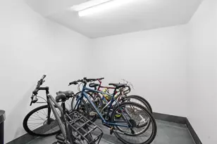 327 Communipaw Ave, Jersey City, NJ 07304 - Photo 23