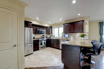 1625 Paterson Plank Rd #2, Secaucus, NJ 07094 - Photo 11