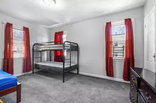 70 Warner Ave, Jersey City, NJ 07305 - Photo 25