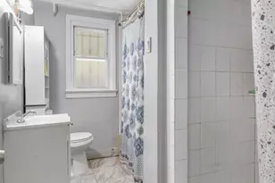 70 Warner Ave, Jersey City, NJ 07305 - Photo 11