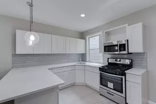 11 Holmes Ave, Jersey City, NJ 07306 - Photo 3