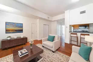 186 Wayne St, Jersey City, NJ 07302 - Photo 1