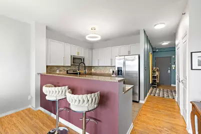 15 Freedom Way #401, Jersey City, NJ 07305 - Photo 5