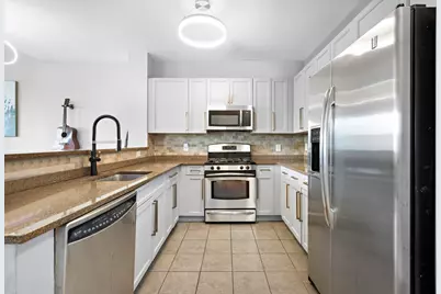 15 Freedom Way #401, Jersey City, NJ 07305 - Photo 7