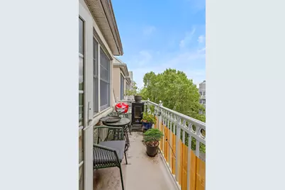 15 Freedom Way #401, Jersey City, NJ 07305 - Photo 7