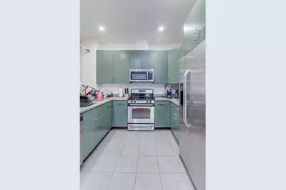 172 Culver Ave #204, Jersey City, NJ 07305 - Photo 3