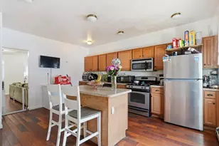19 Wright Ave, Jersey City, NJ 07306 - Photo 9