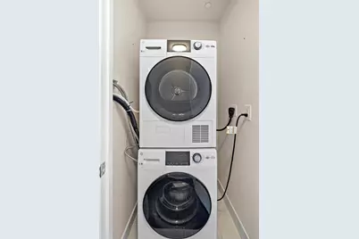 1000 Avenue At Port Imperial, Weehawken, NJ 07068 - Photo 23