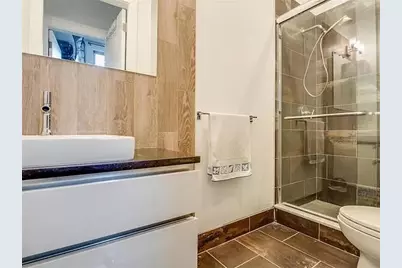 8 Erie St #202, Jersey City, NJ 07302 - Photo 11