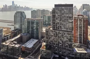 75 Park Ln S, Jersey City, NJ 07310 - Photo 21