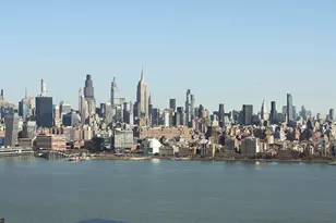 75 Park Ln S, Jersey City, NJ 07310 - Photo 25