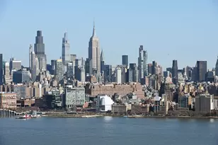 75 Park Ln S, Jersey City, NJ 07310 - Photo 27