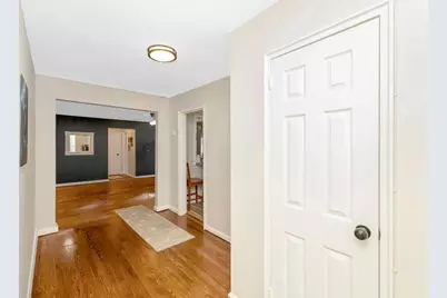 1011 Avenue C #325, Bayonne, NJ 07002 - Photo 11