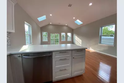 176 Avenue F #2, Bayonne, NJ 07002 - Photo 19