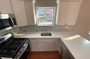 176 Avenue F, Bayonne, NJ 07002 - Photo 11